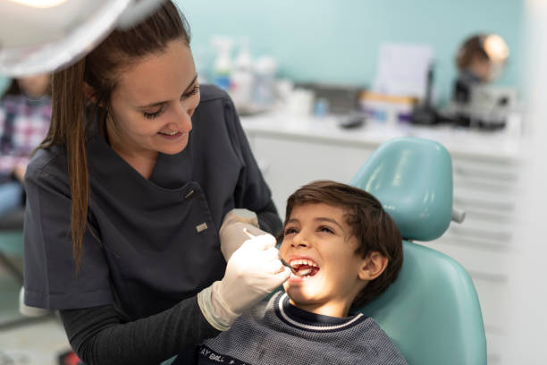Best Emergency Tooth Extraction in River Oaks, TX